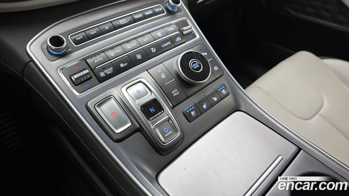 Hyundai Santafe 2022