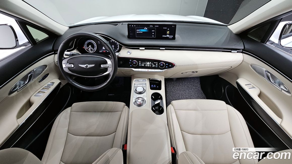 Genesis GV70 2023
