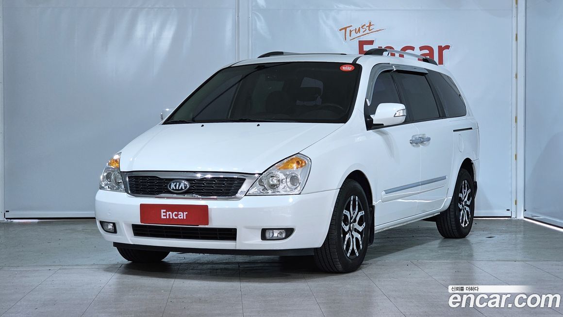 Kia Canival 2013