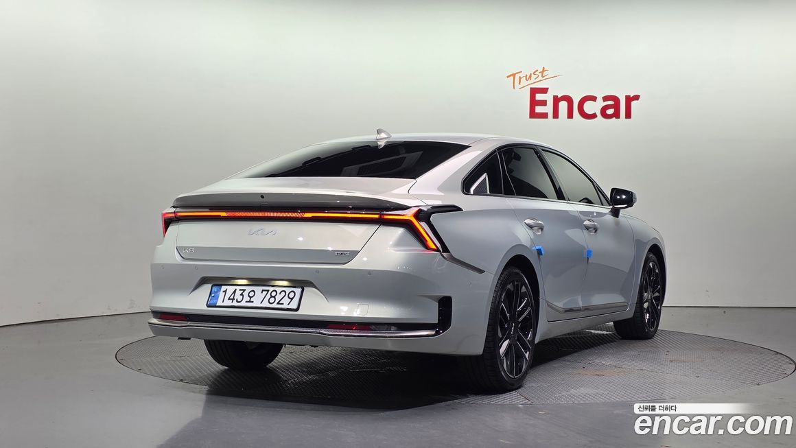 Kia K8 2025