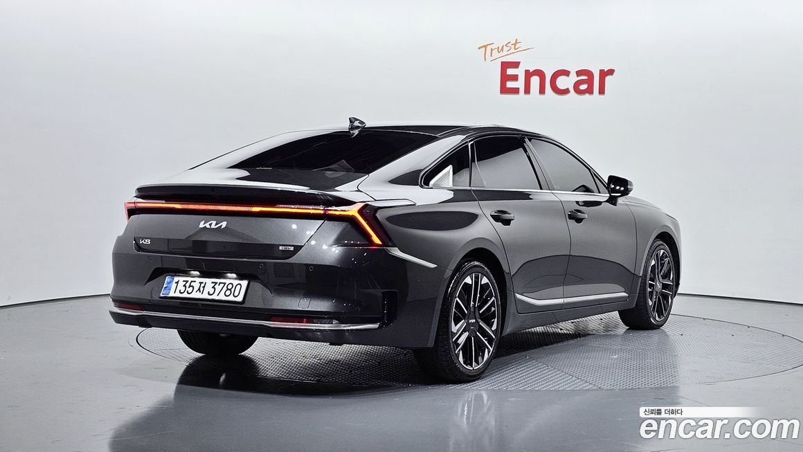 Kia K8 2025