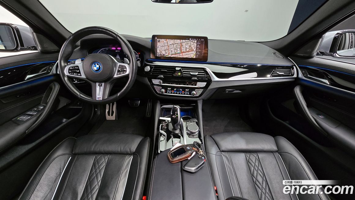 BMW 5-Series 2023