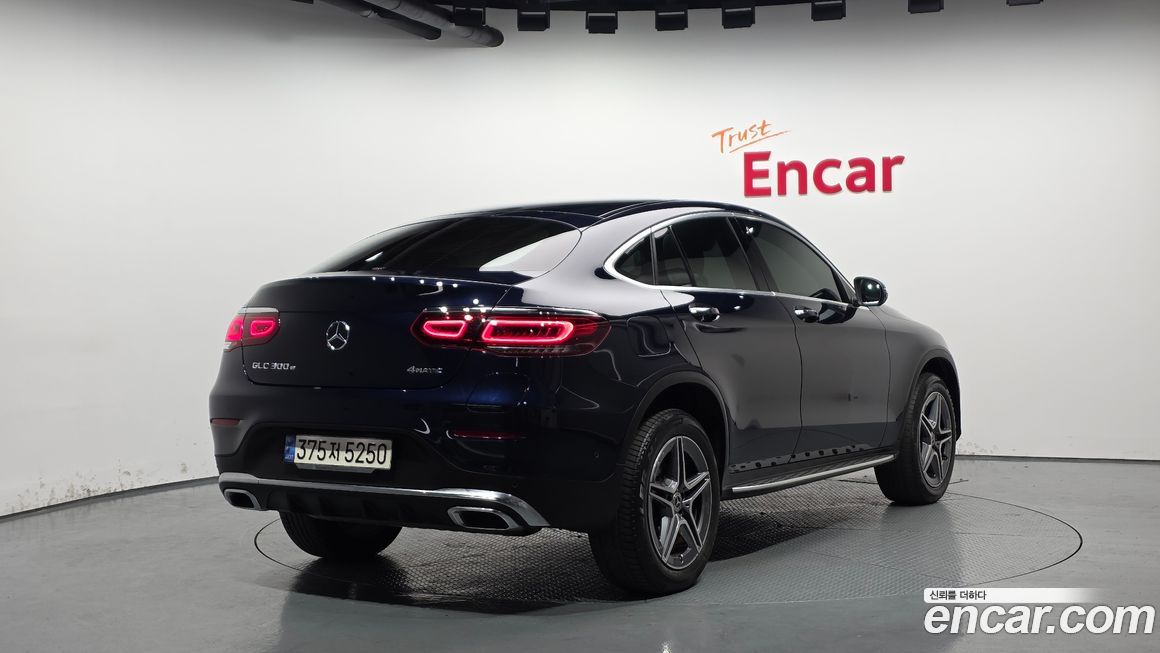 Mercedes-Benz GLC-Class 2022