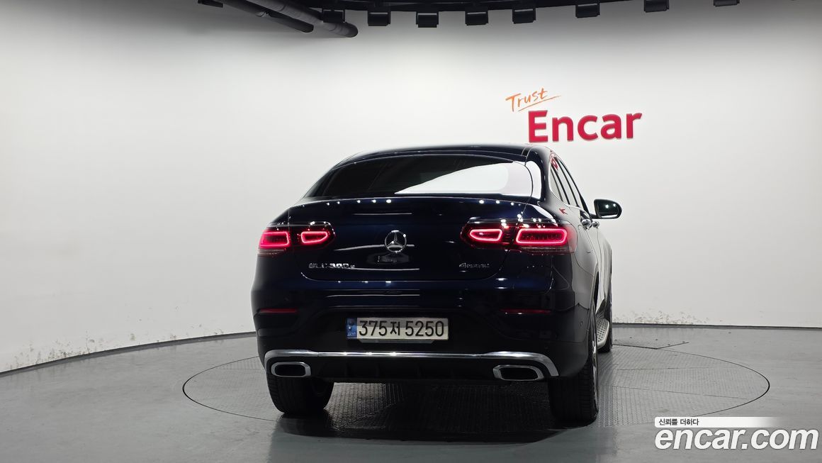 Mercedes-Benz GLC-Class 2022