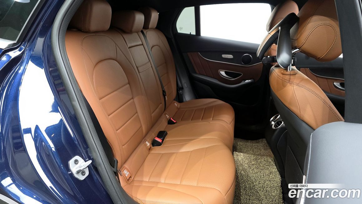 Mercedes-Benz GLC-Class 2022