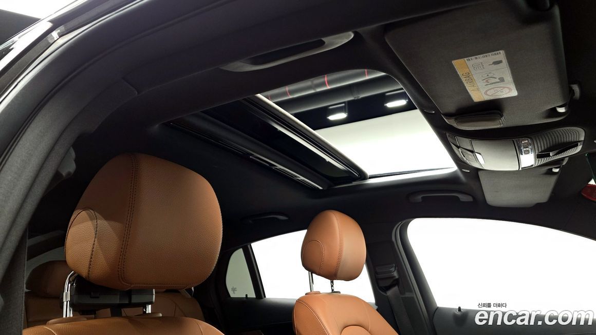 Mercedes-Benz GLC-Class 2022