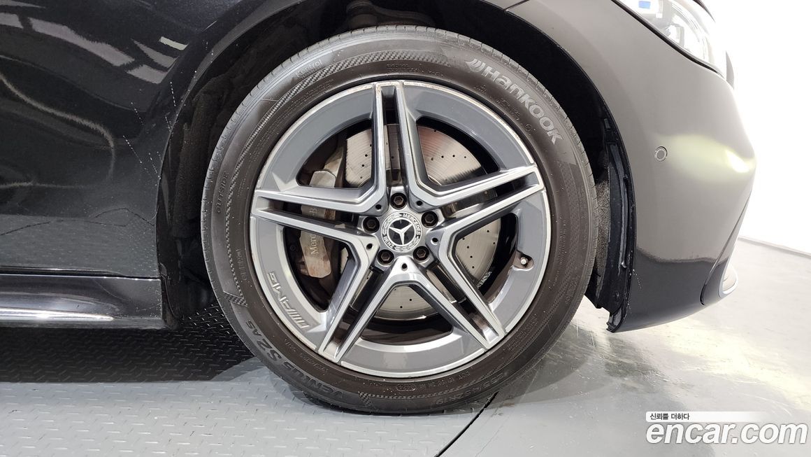 Mercedes-Benz S-Class 2021