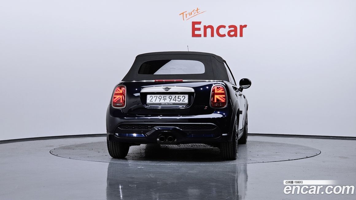 Mini Cooper Convertible 2024