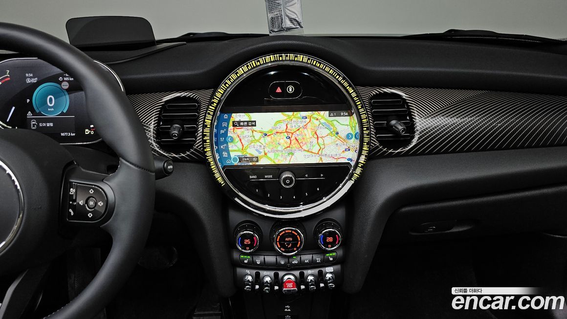 Mini Cooper Convertible 2024