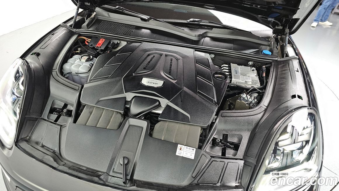 Porsche Cayenne 2023