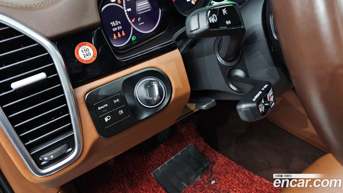 Porsche Cayenne 2023