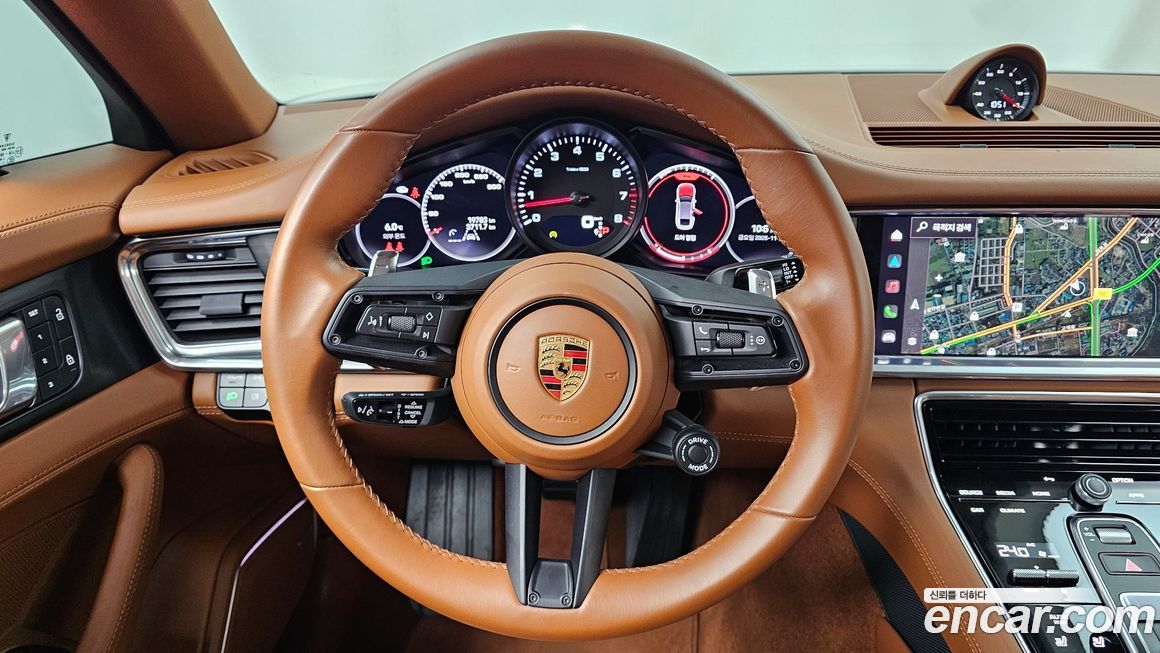 Porsche Panamera 2023