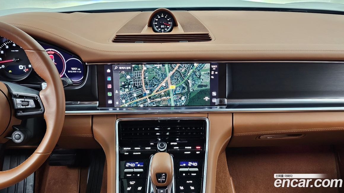 Porsche Panamera 2023