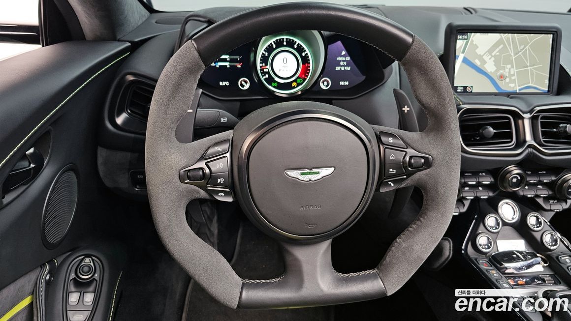 Astonmartin Vantage 2022