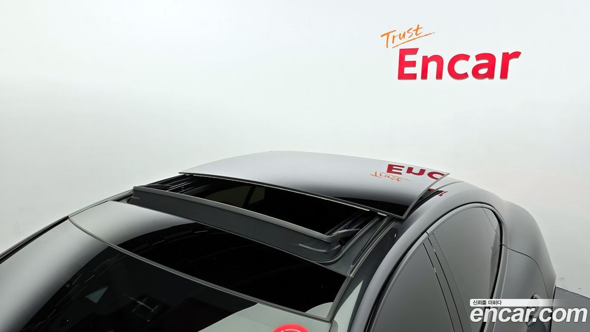 Porsche Panamera 2024