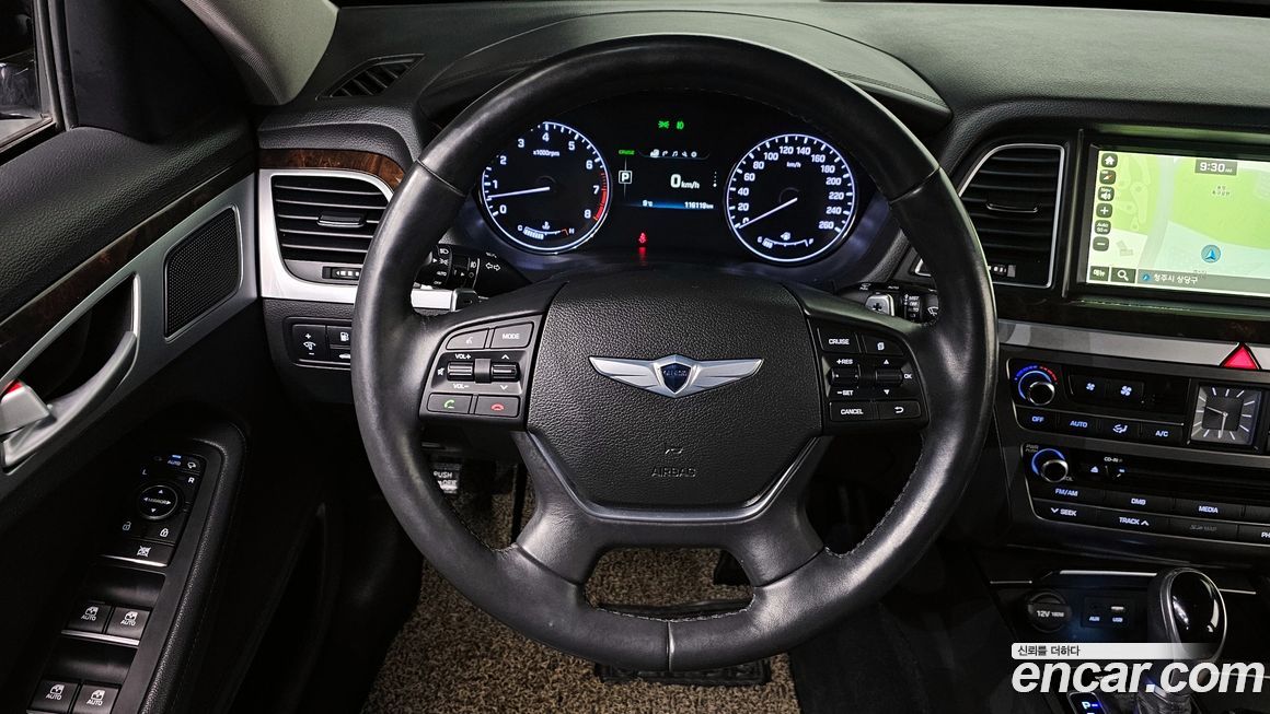 Hyundai Genesis 2015