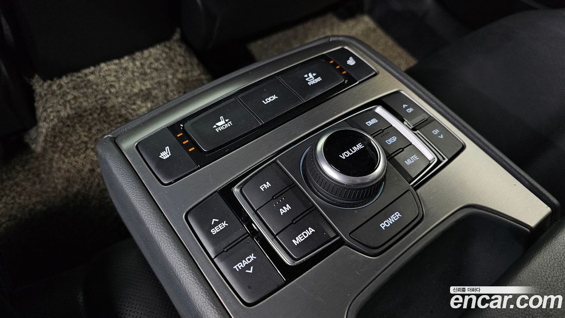 Hyundai Genesis 2015