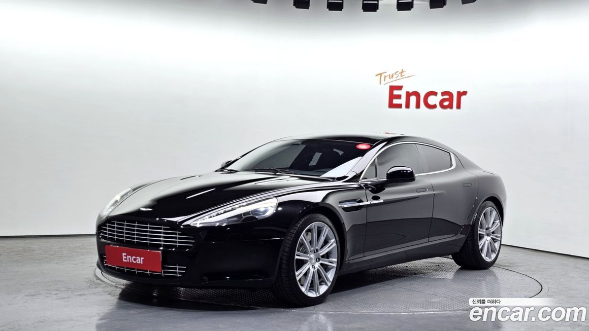 Astonmartin Rapide 2010