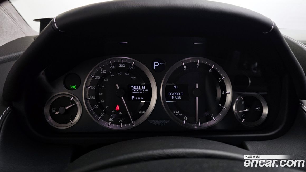 Astonmartin Rapide 2010