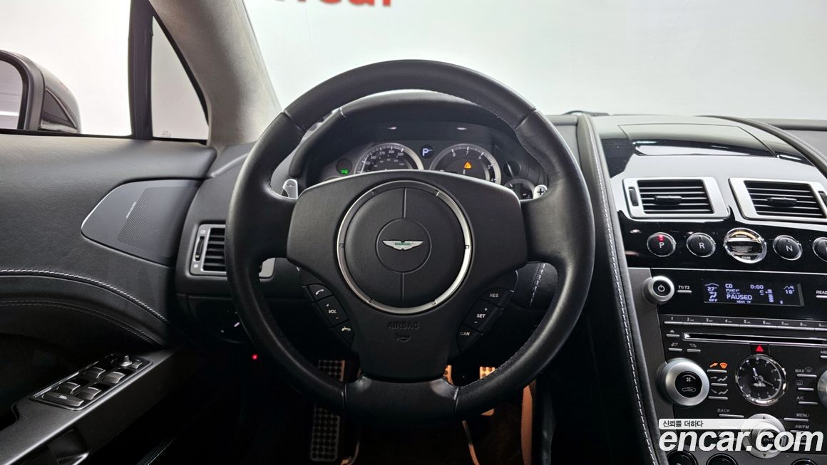 Astonmartin Rapide 2010