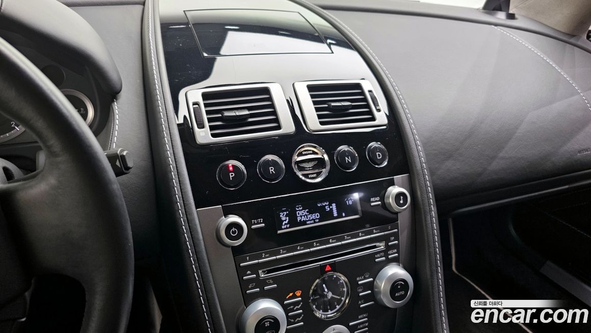 Astonmartin Rapide 2010