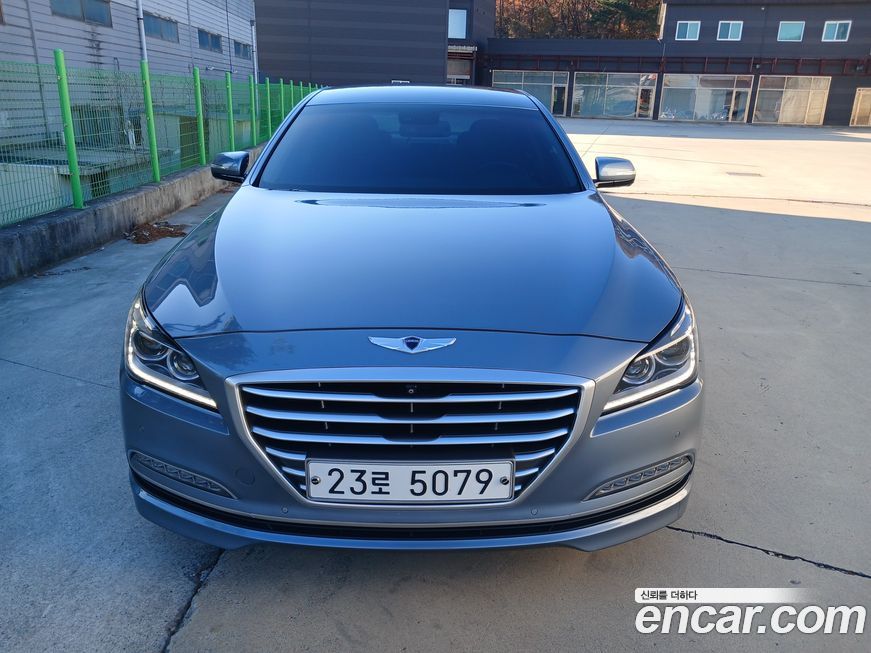 Hyundai Genesis 2015