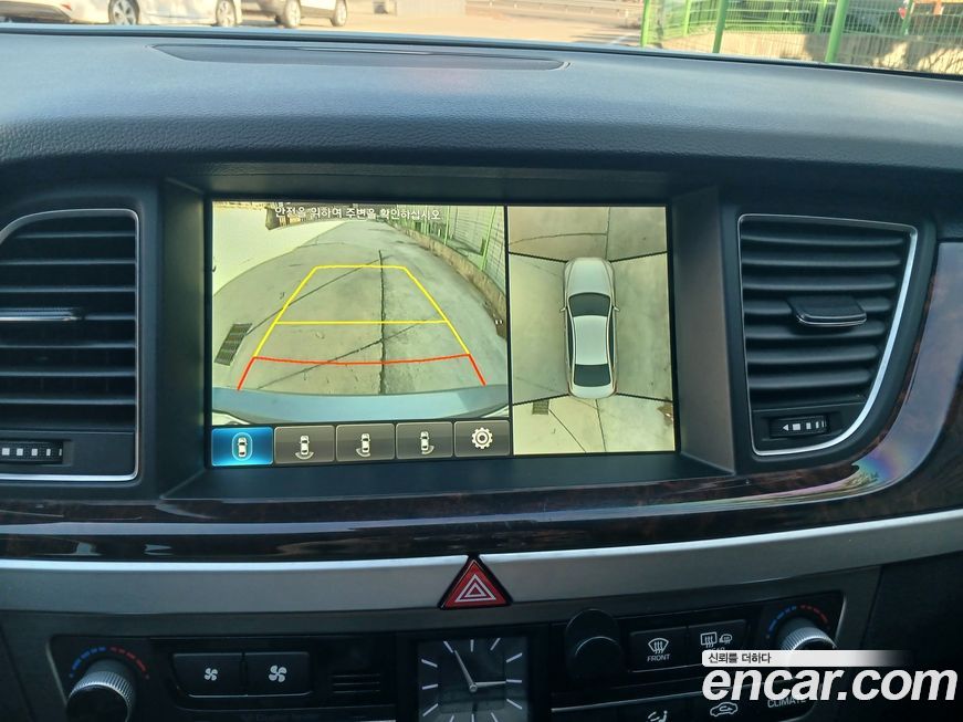 Hyundai Genesis 2015