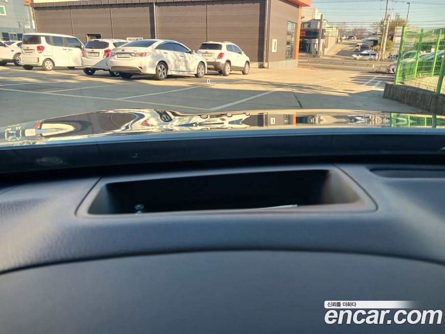 Hyundai Genesis 2015