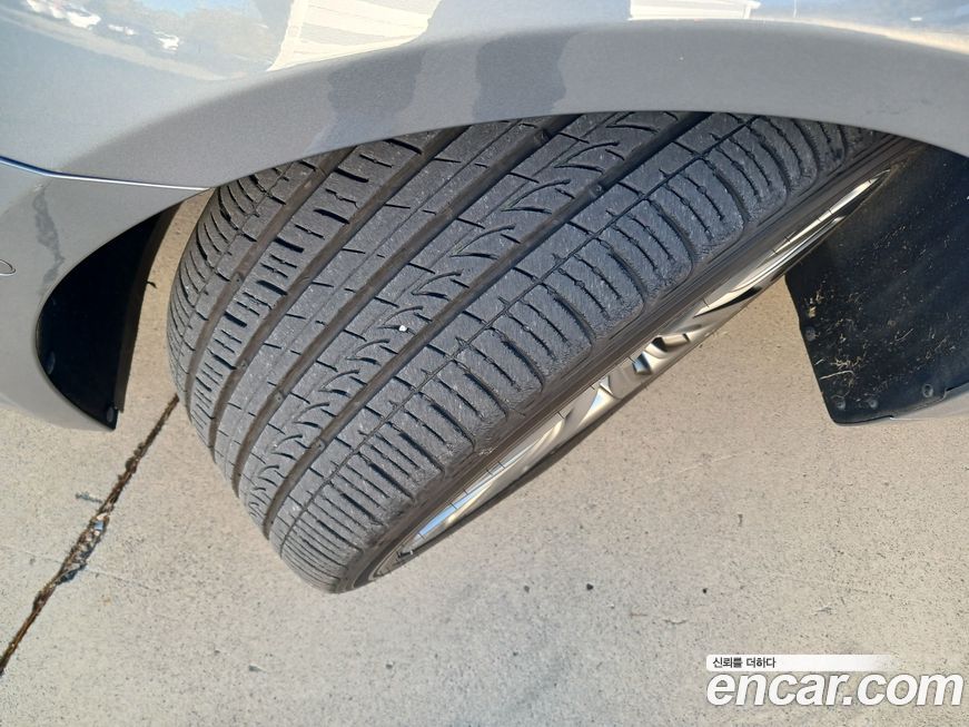 Hyundai Genesis 2015