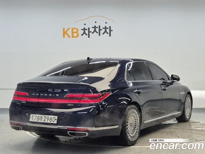 Genesis G90 2021