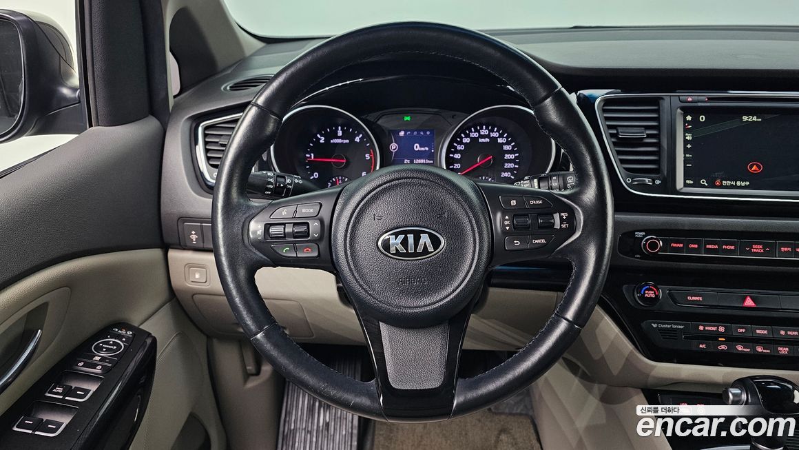 Kia Canival 2015