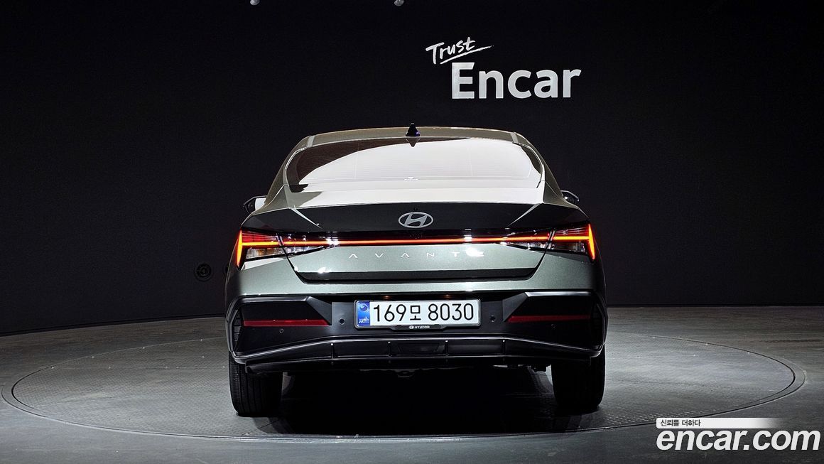 Hyundai AVANTE 2025
