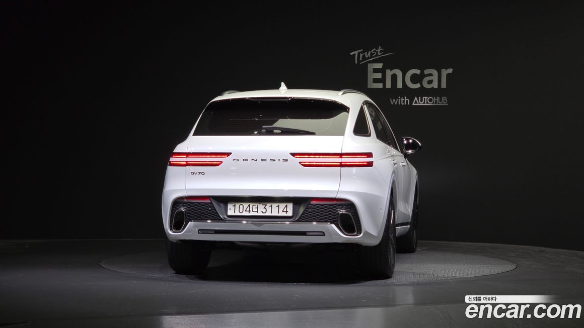 Genesis GV70 2024