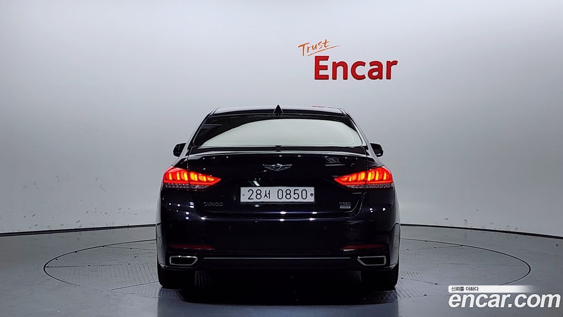 Hyundai Genesis 2016