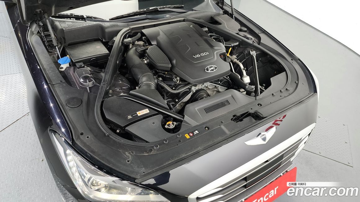 Hyundai Genesis 2016