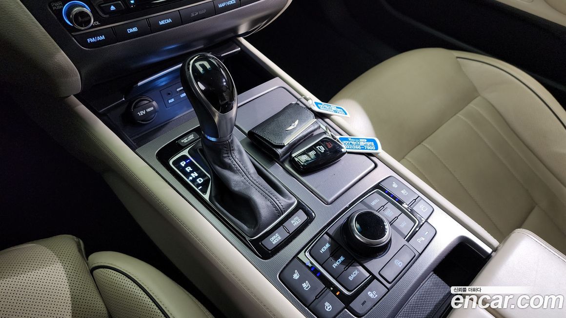 Hyundai Genesis 2016