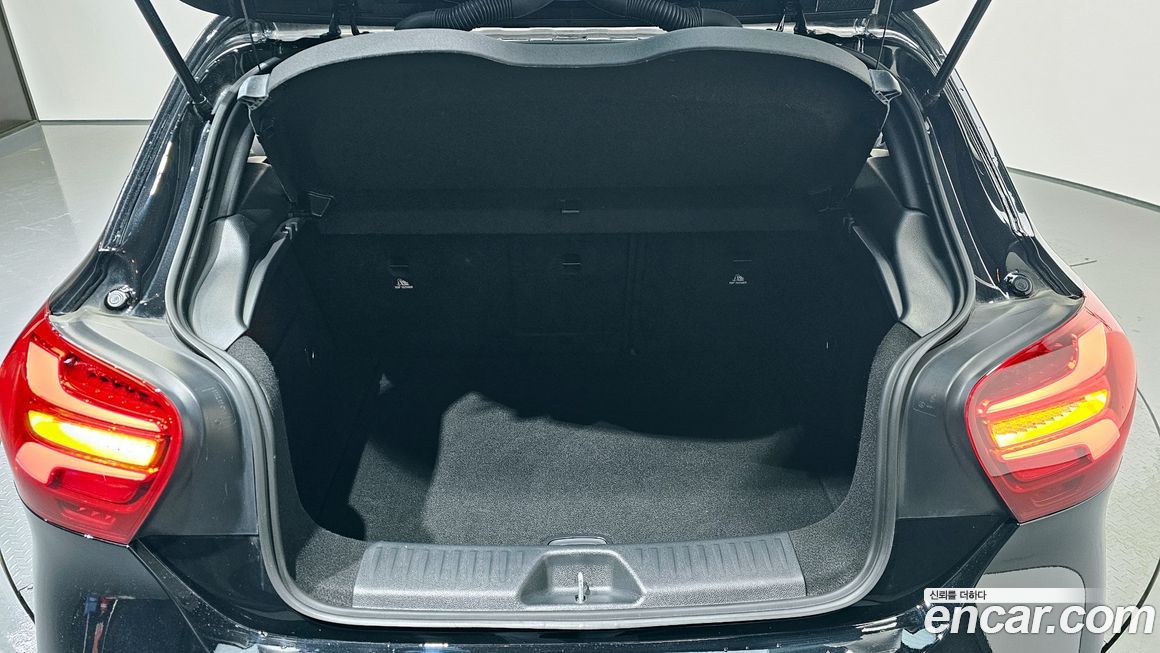 Mercedes-Benz A-Class 2018