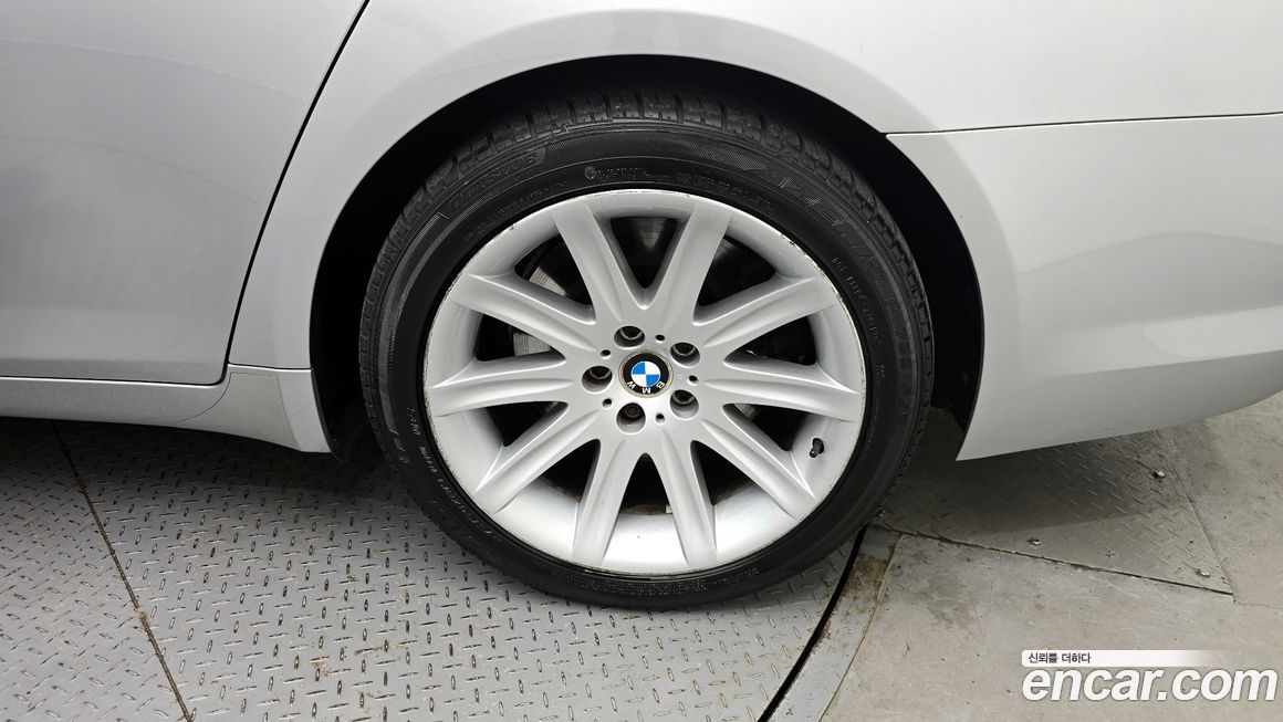 BMW 7-Series 2009