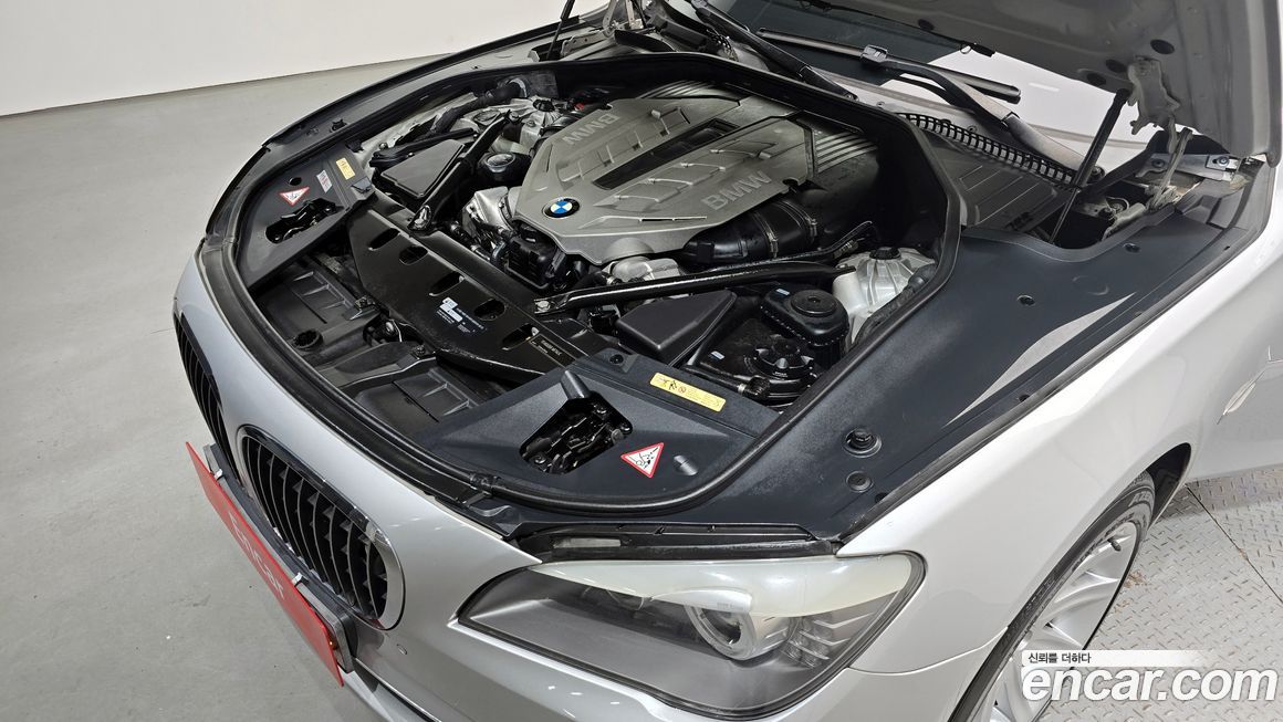 BMW 7-Series 2009