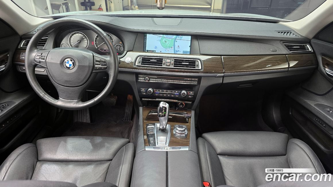 BMW 7-Series 2009