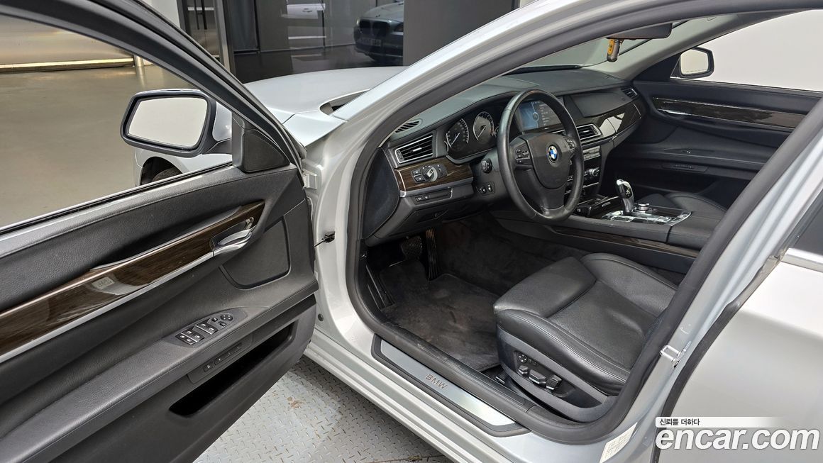 BMW 7-Series 2009