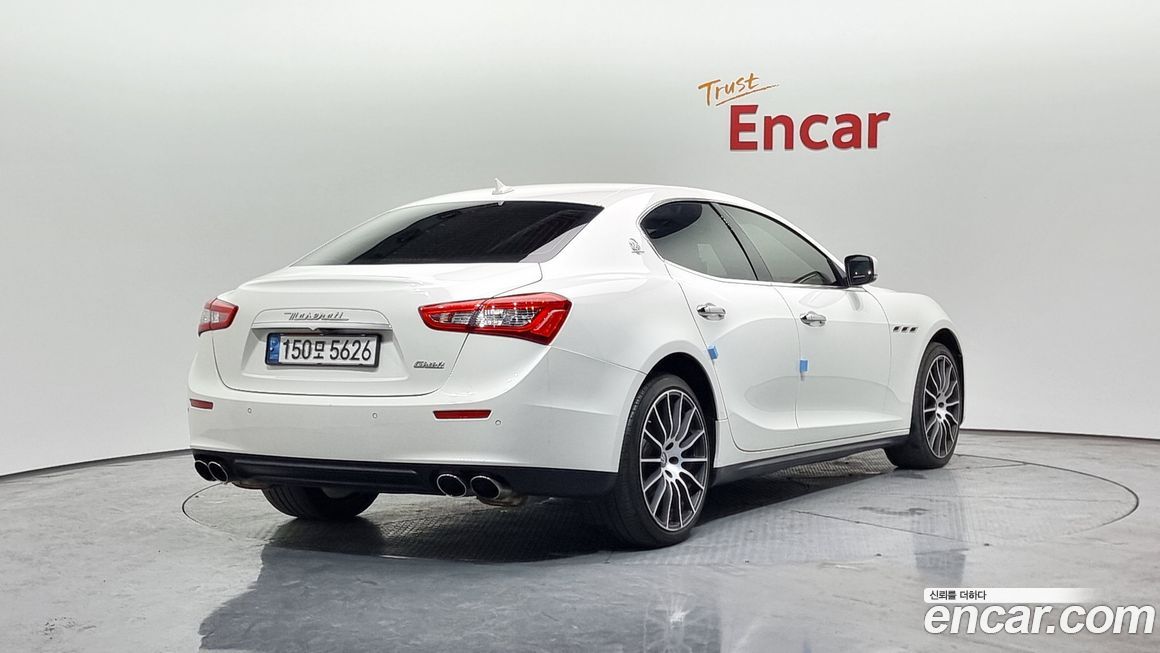 Maserati Ghibli 2016