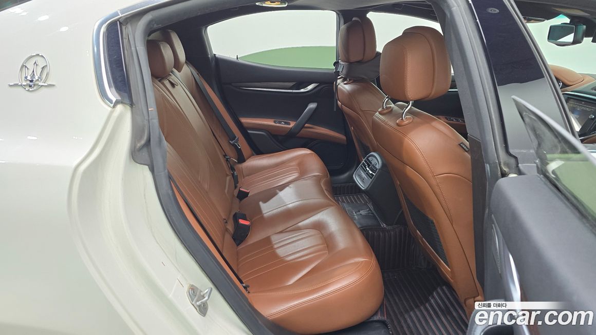 Maserati Ghibli 2016