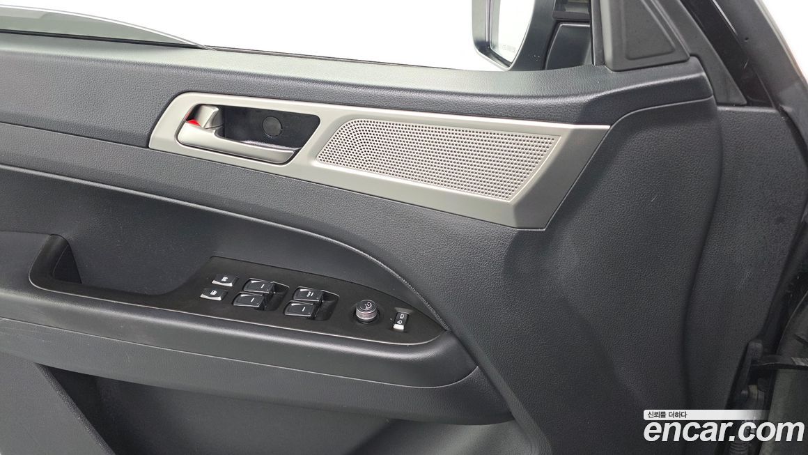 KG_Mobility_Ssangyong Rexton 2018