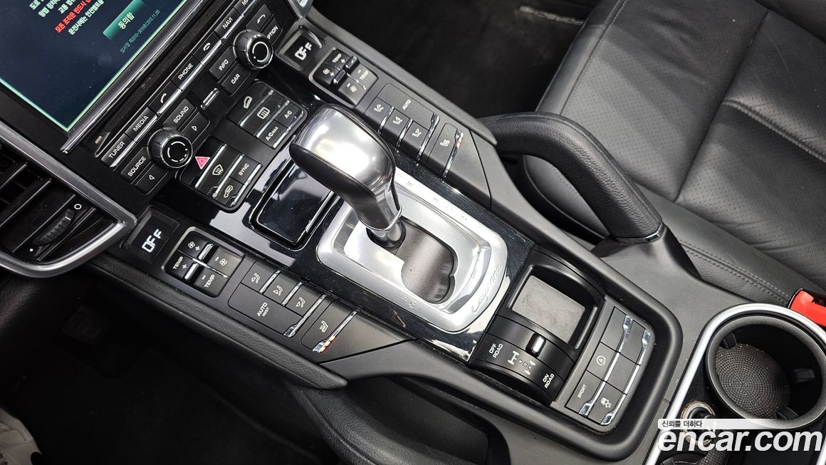 Porsche Cayenne 2016