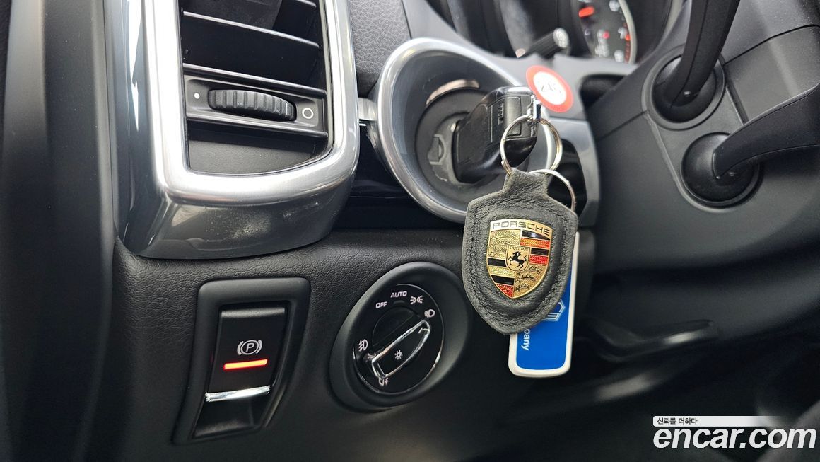 Porsche Cayenne 2016