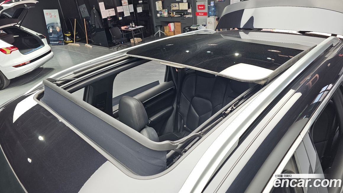 Porsche Cayenne 2016