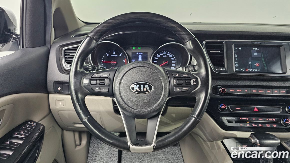 Kia Canival 2019