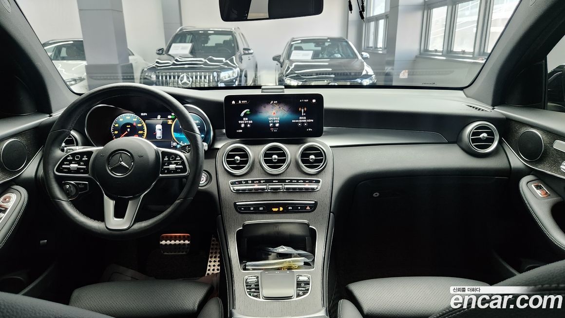 Mercedes-Benz GLC-Class 2020