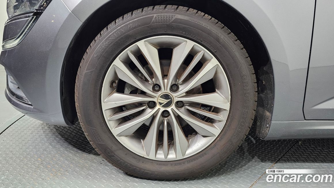 Renault-KoreaSamsung SM6 2016